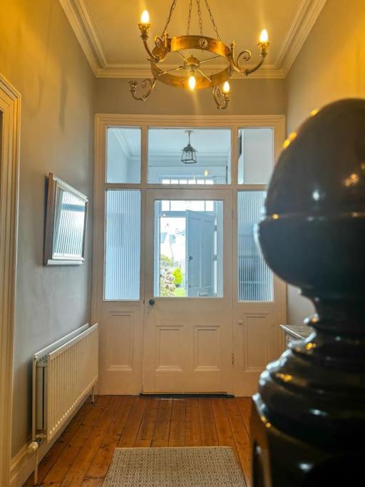 The Victorian Townhouse Portrush别墅 外观 照片